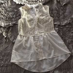 White lace and chiffon button up sleeveless top